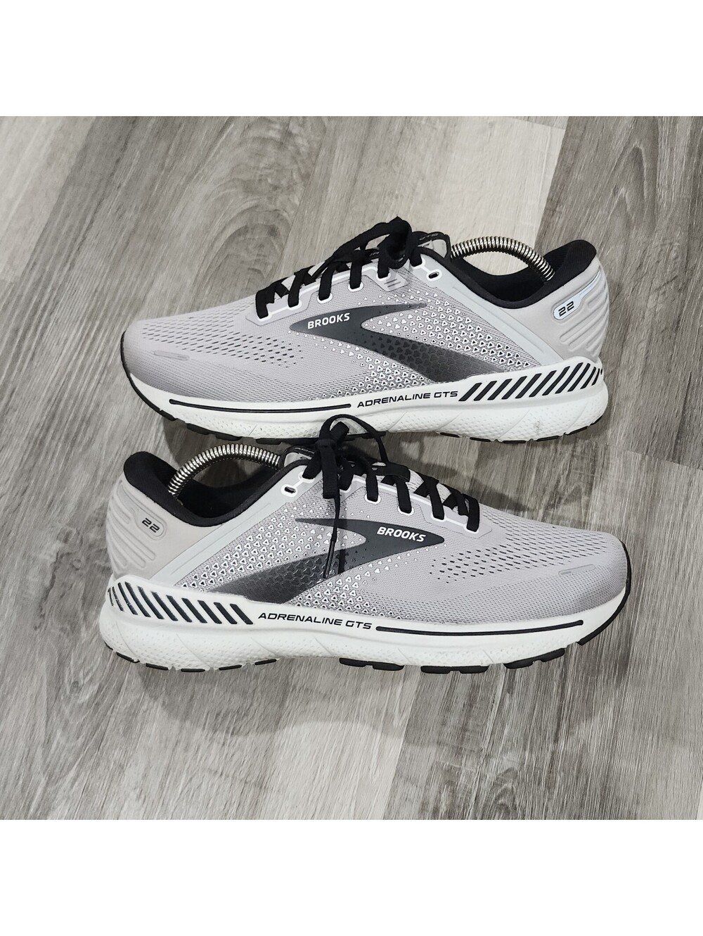 Brooks Adrenaline GTS 22 Mens 10 Running Gym Casual Shoes Grey Black 1103661D012